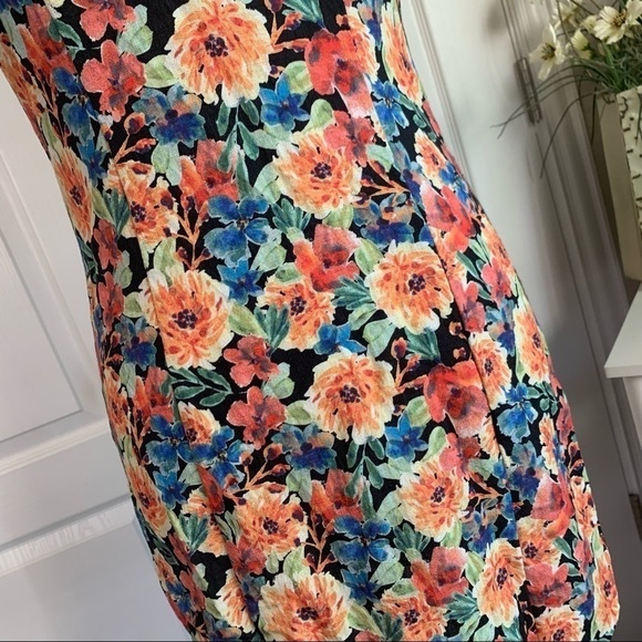 One of a kind! Olivaceous Sample Piece Floral Puff Sleeve Dress - Picture 6 of 16